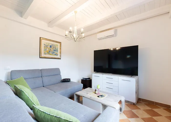 In Prapatnica- Seget *