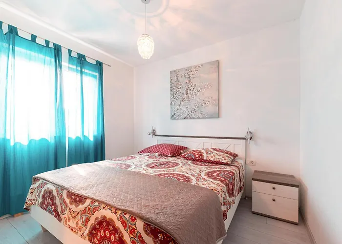 In Prapatnica- Seget Prapatnica