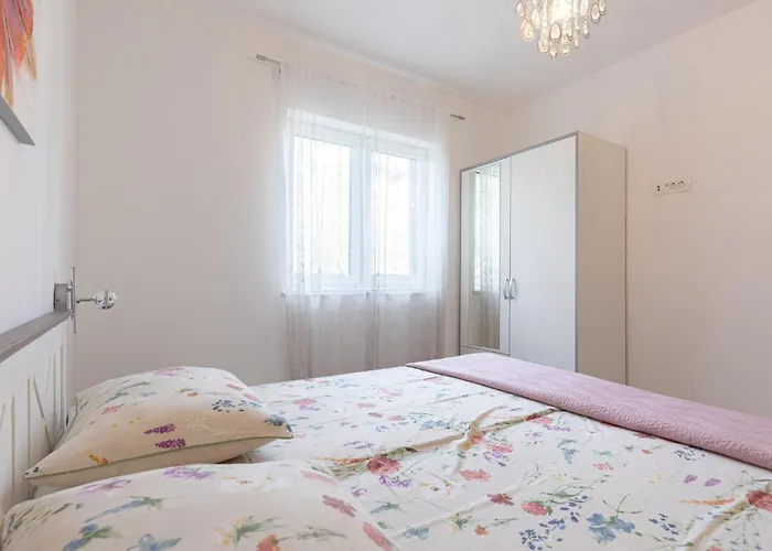 In Prapatnica- Seget 別荘 *