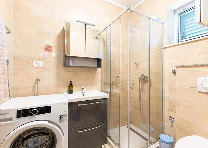 別荘 In Prapatnica- Seget Prapatnica